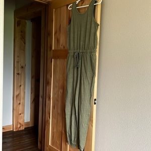 Universal Threads jumpsuit
